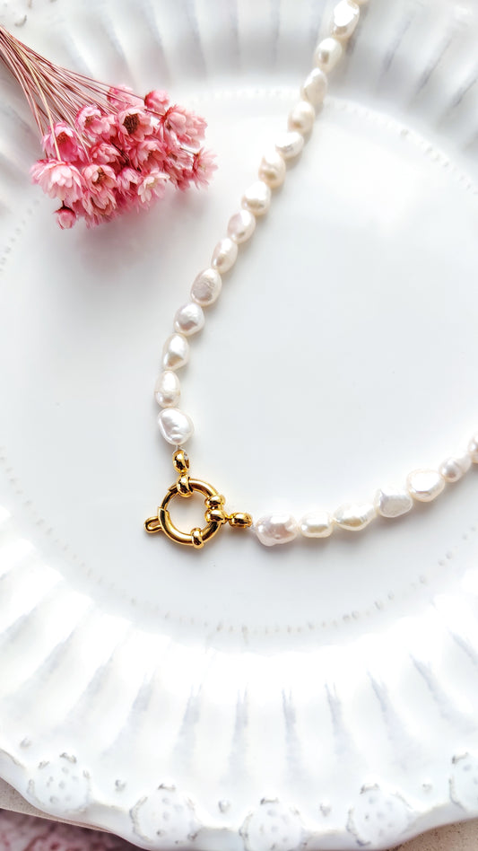 Colar Not My Mother's Pearls
